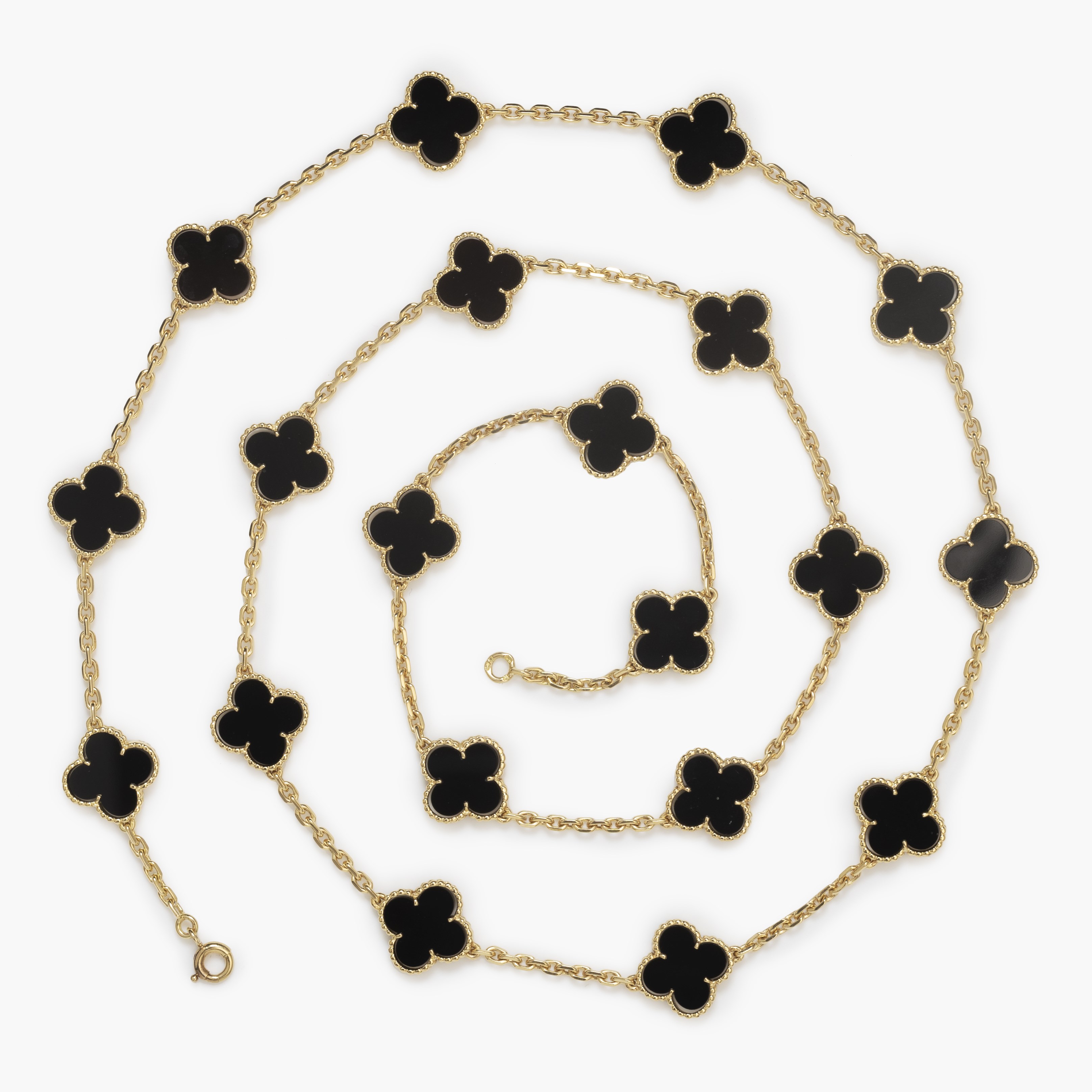 Van Cleef & Arpels onyx Alhambra longchain ca 1970