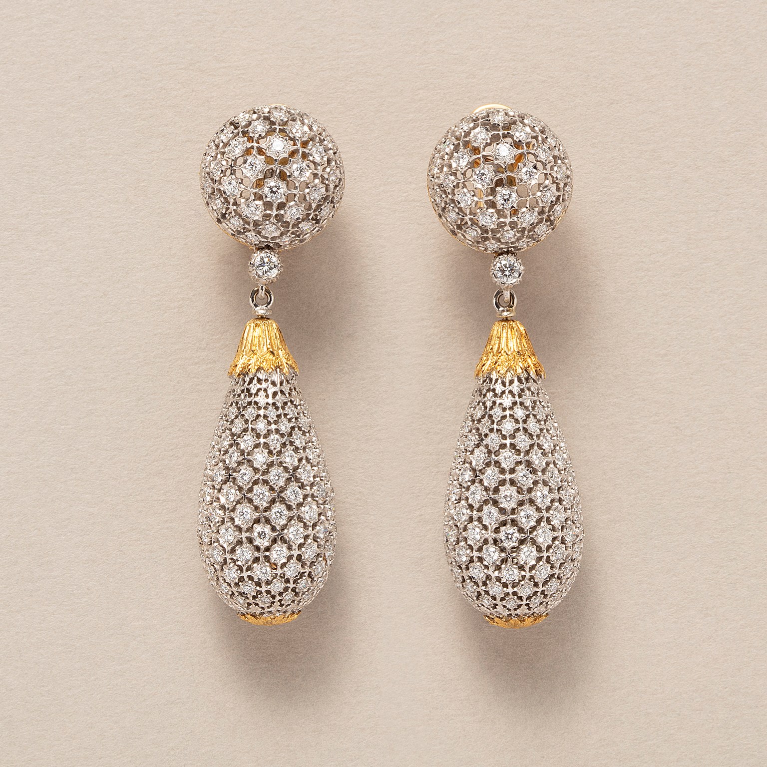 Gold - day and night - lace earrings with diamonds