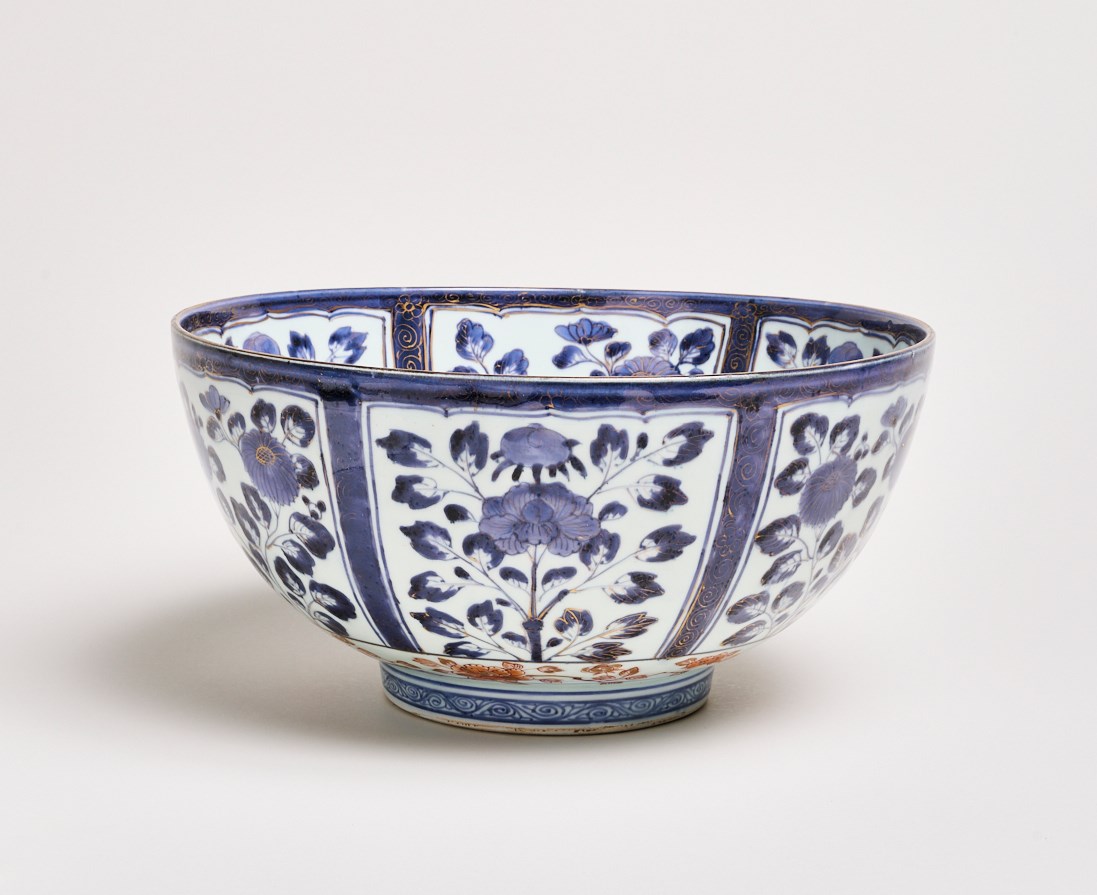 Large Imari Slop Bowl