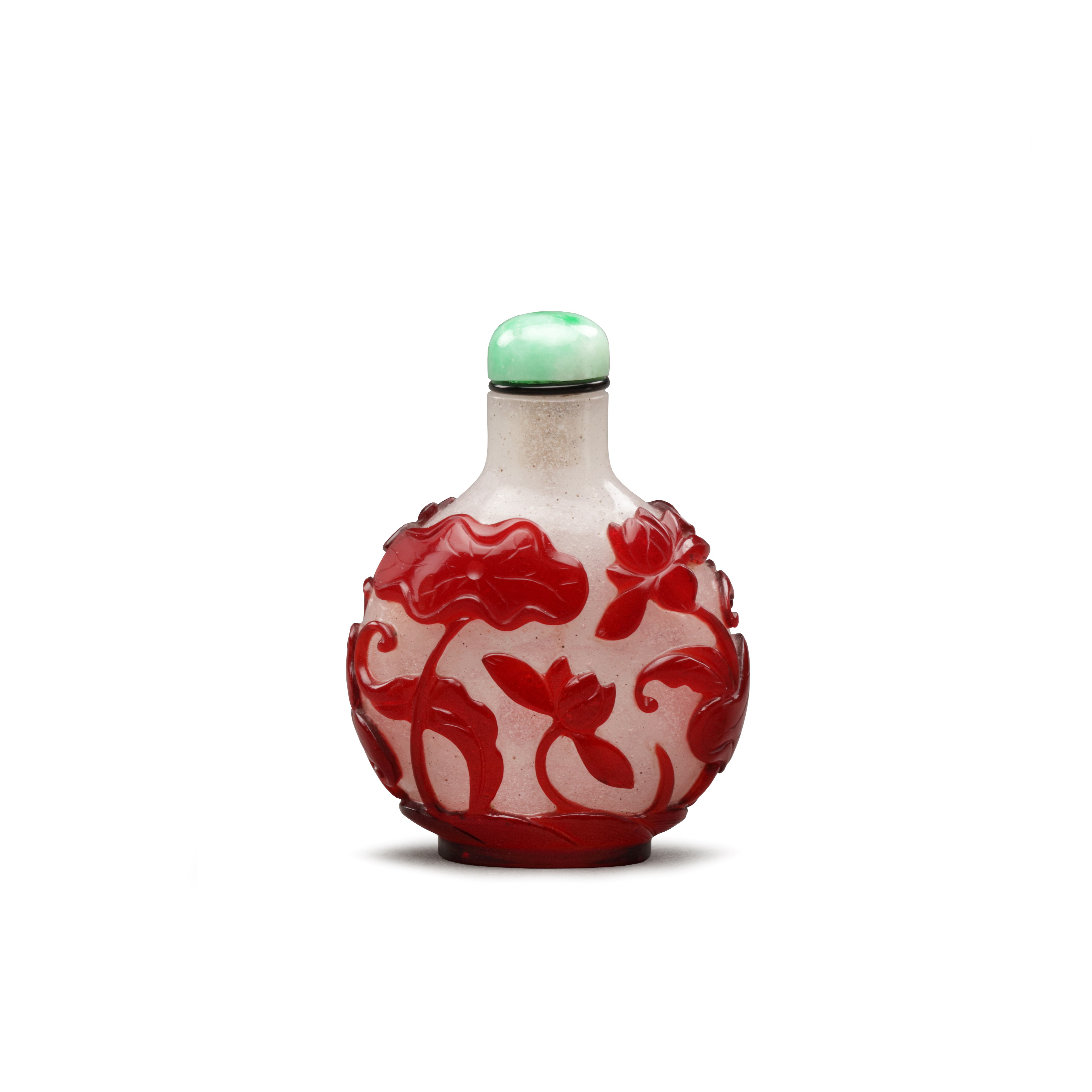 Red overlay glass snuff bottle