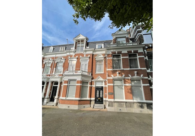 A. Aardewerk Antiquair Juwelier